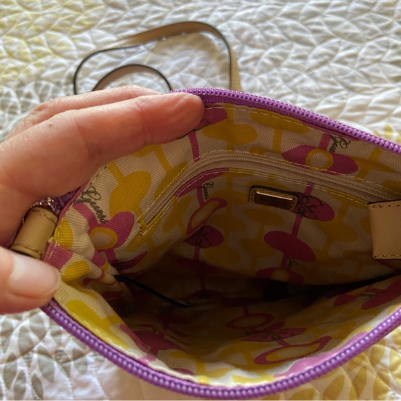 Guess Lilac w/Tan trim and strap Crossbody Bag - Like NEW - Picture 7 of 10